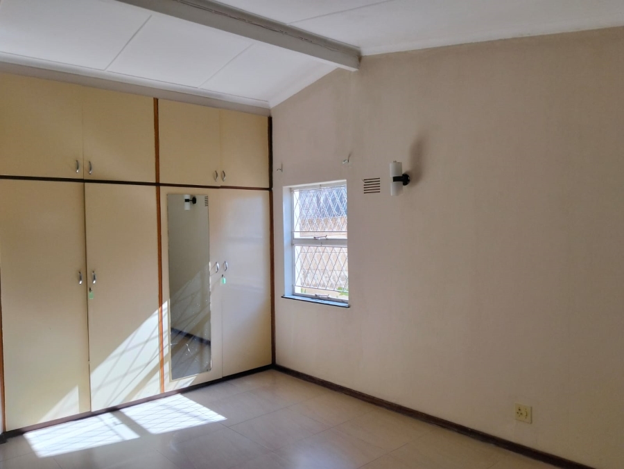 To Let 5 Bedroom Property for Rent in Fort Gale Eastern Cape